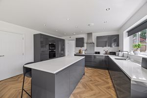 Kitchen- click for photo gallery